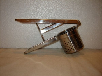 potato-masher-with-tubular-handle.jpg